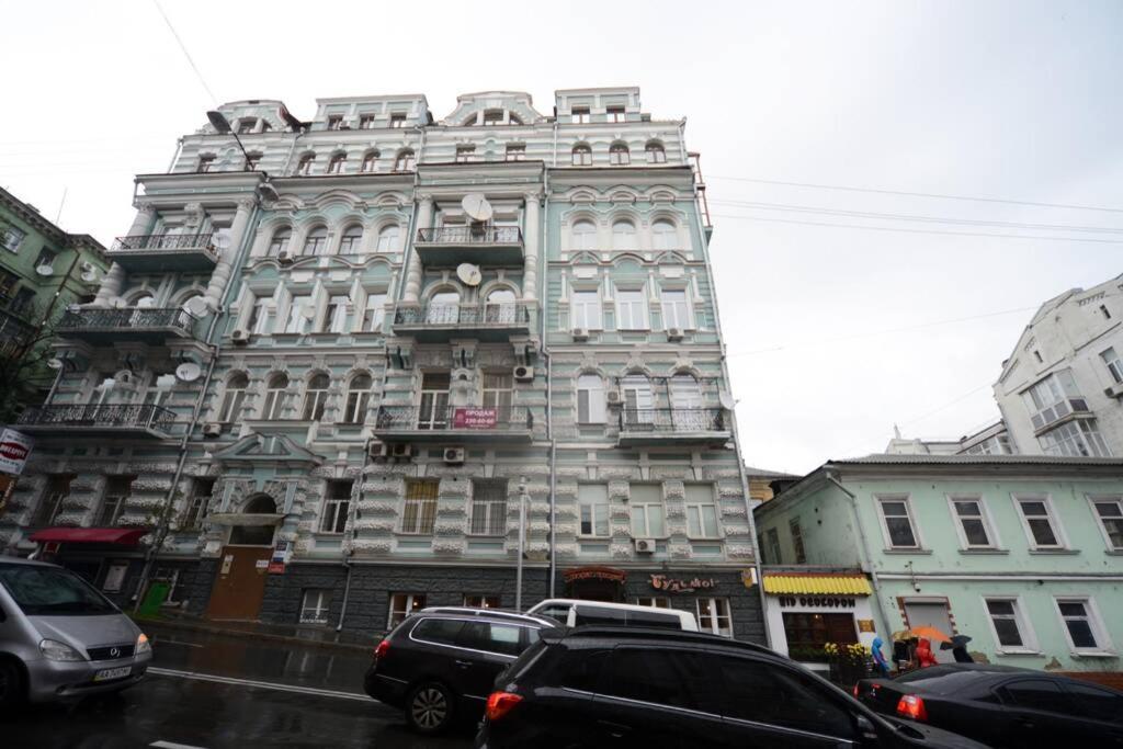 Стильная Студия На Михайловской, Wi Kiev Ngoại thất bức ảnh